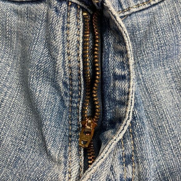 LEVI STRAUSS, Women’s Jeans, blue, Size 16 Medium, inseam:30” - Picture 6 of 12